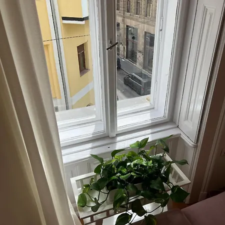 Spacious Tranquil Sunny In Center With Ac, 4k Tv 公寓 布达佩斯